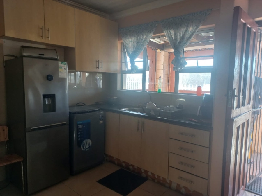 3 Bedroom Property for Sale in Gaylee Western Cape